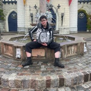 Meet your Posher, Jay